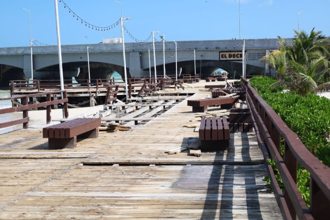 REHABILITAN EL MUELLE DE MADERA “EL DECK” LA ASIPONA Y EL AYUNTAMIENTO DE PROGRESO