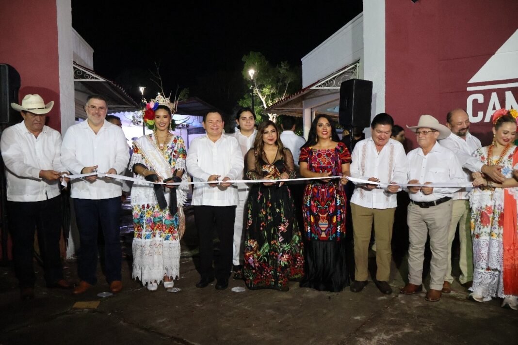 Inauguran la Plaza CANACOME en la Feria Yucatán Xmatkuil 2025