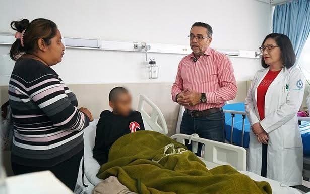 Adolescente recibe nueva oportunidad de vida; le extirpan una coa del cráneo