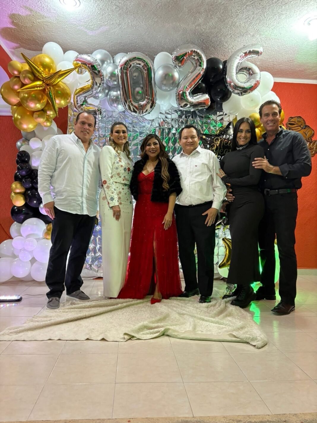 La austeridad del Renacimiento Maya: fiesta, risas y pachanga sin fin