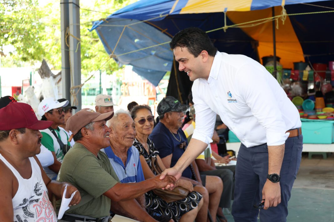 Erik Rihani fortalece la seguridad de pescadores en Progreso con capacitaciones de supervivencia marítima
